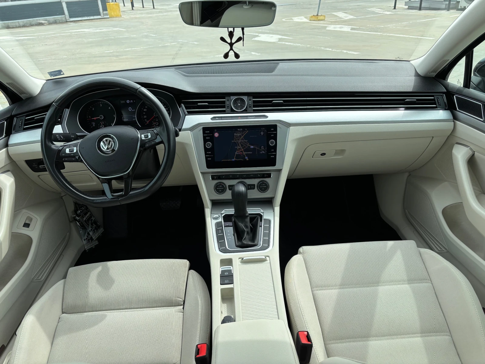 VW Passat Variant/Comfortline/150BMT/DSG7/Панорамен/, снимка 4 - Автомобили и джипове - 54205323