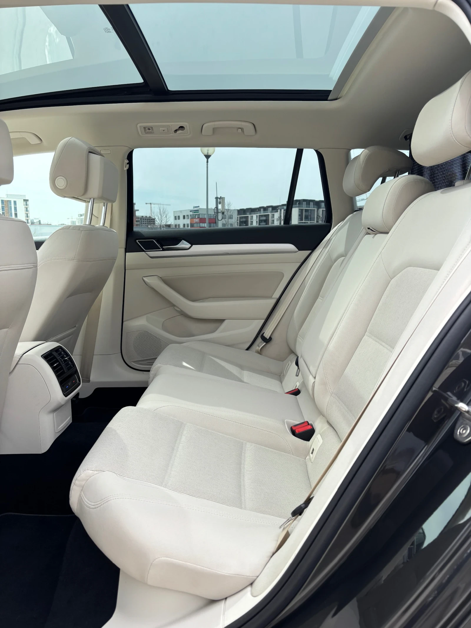 VW Passat 2019 DSG | Панорама | Проверен | Сервизна история, снимка 9 - Автомобили и джипове - 54205323