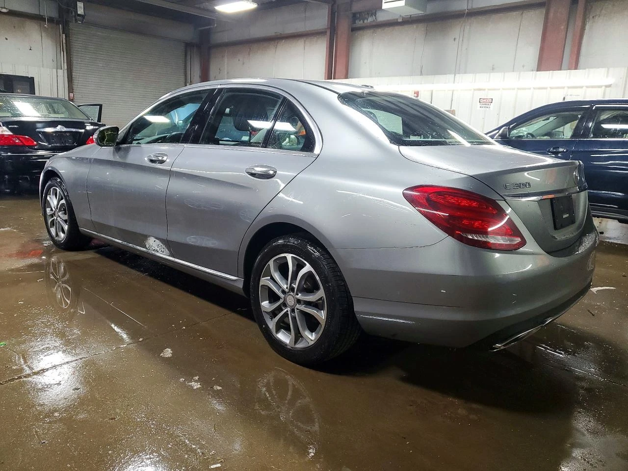 Mercedes-Benz C 300 4MATIC, снимка 4 - Автомобили и джипове - 54257247