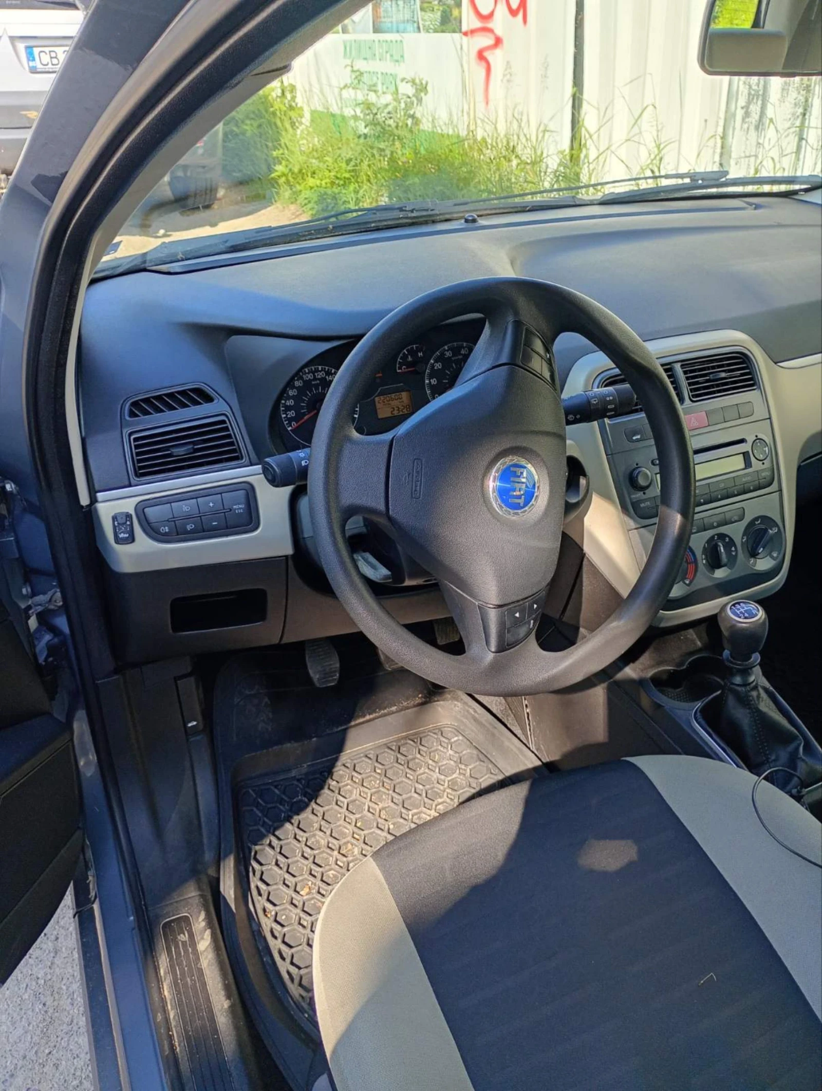 Fiat Punto 1.4 i LPG suisse, снимка 5 - Автомобили и джипове - 54493246