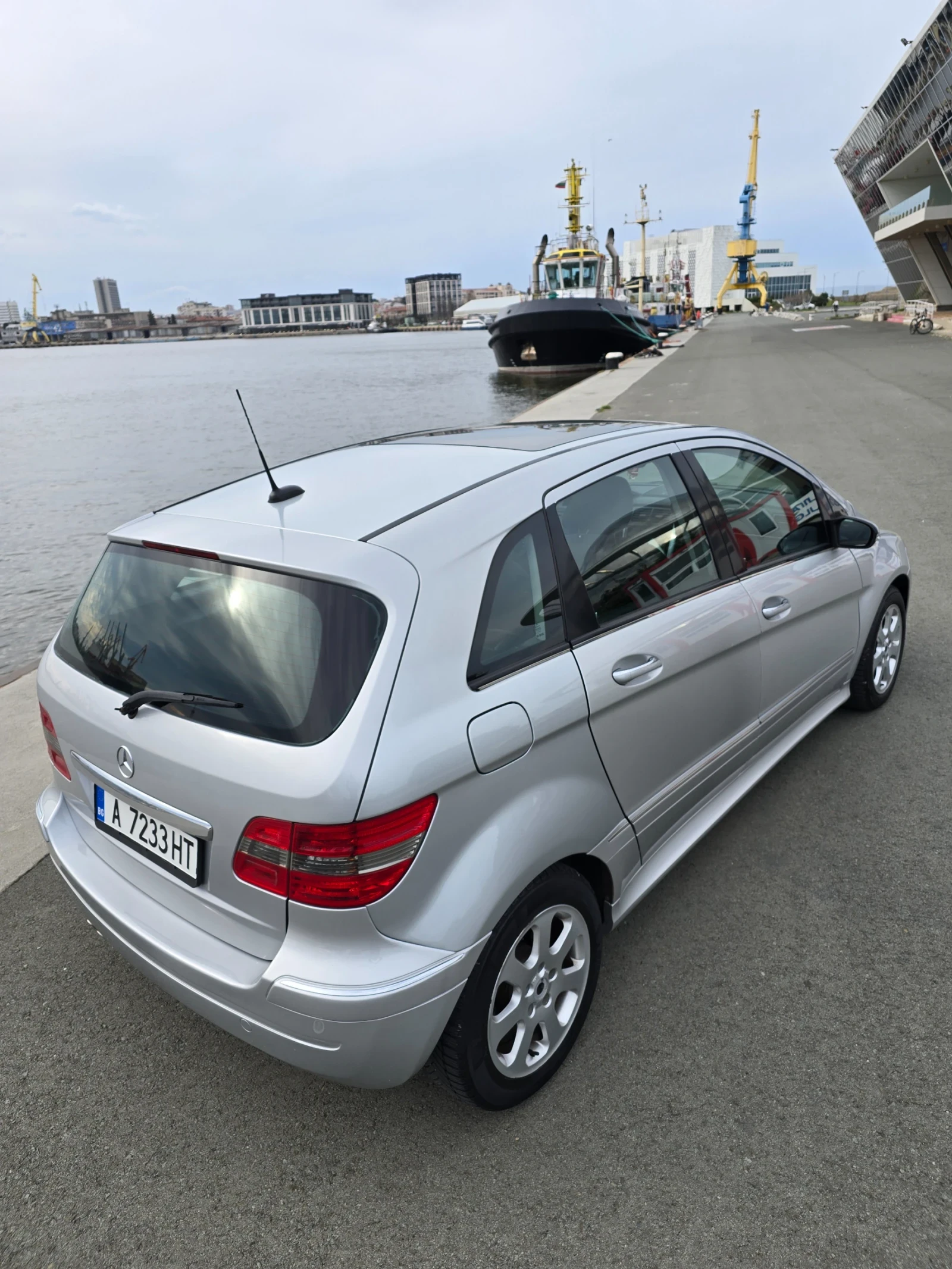 Mercedes-Benz B 200 Turbo , Panorama, снимка 5 - Автомобили и джипове - 54495184