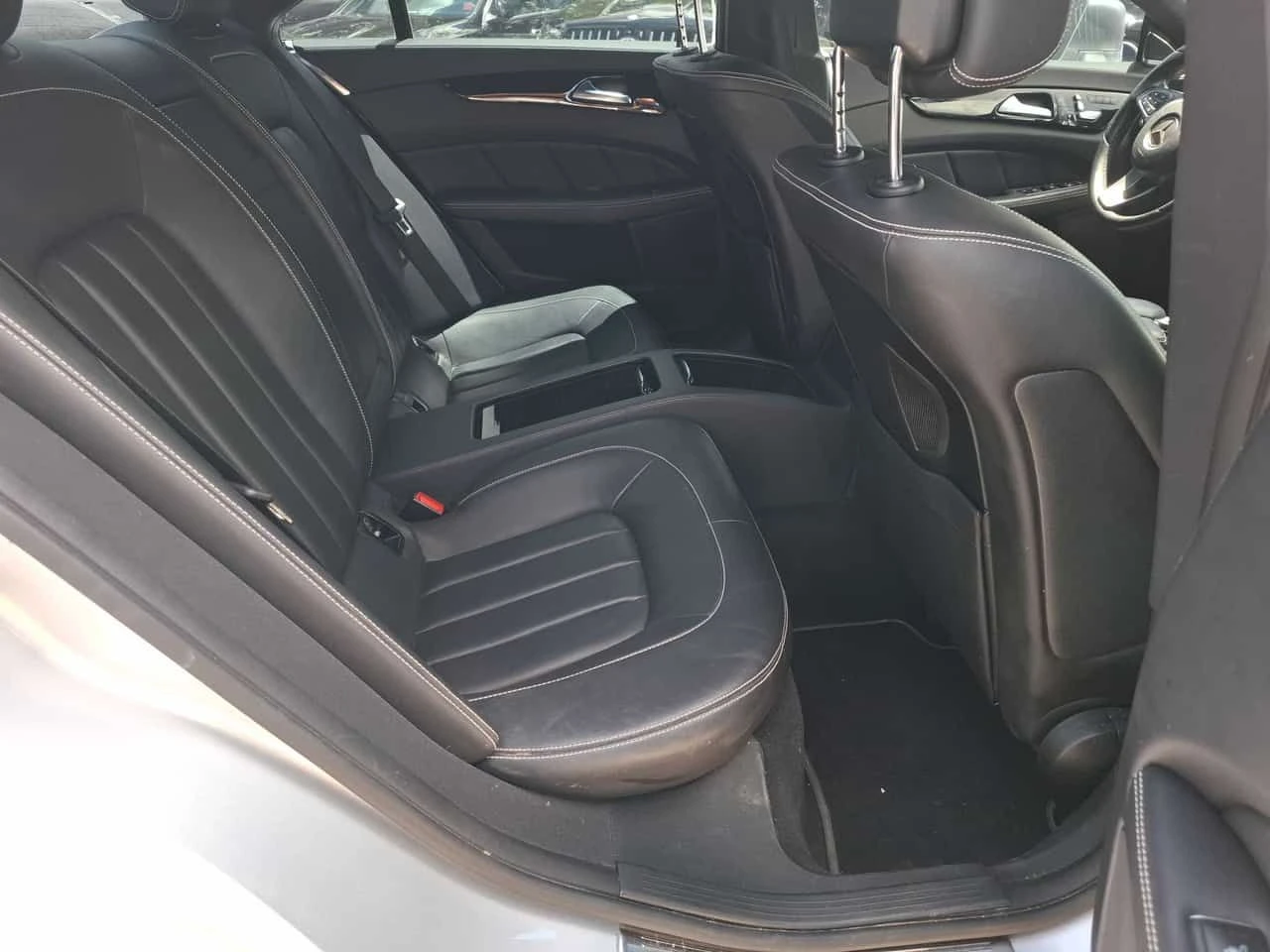 Mercedes-Benz CLS /360/DISTRONIC/Harman Kardon/АВТОКРЕДИТ , снимка 10 - Автомобили и джипове - 55014568