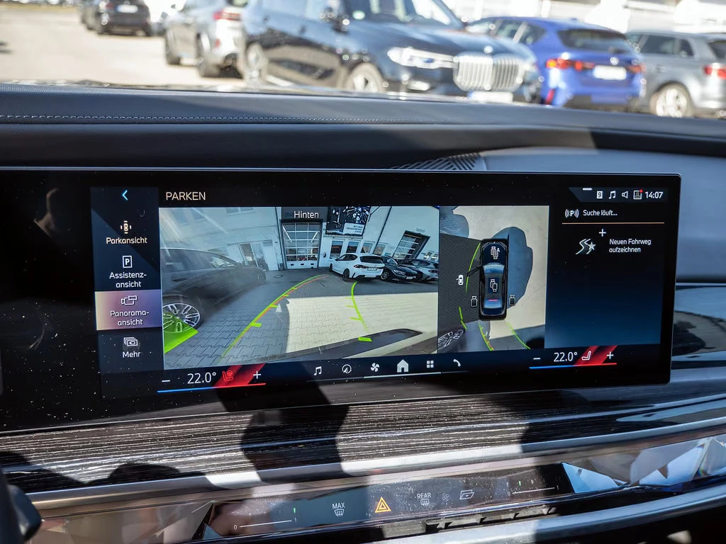 BMW 740 xDRIVE/299HP/M-SPORT/PANO/B&W/360/ACC/KLESS/766z, снимка 13 - Автомобили и джипове - 55664136