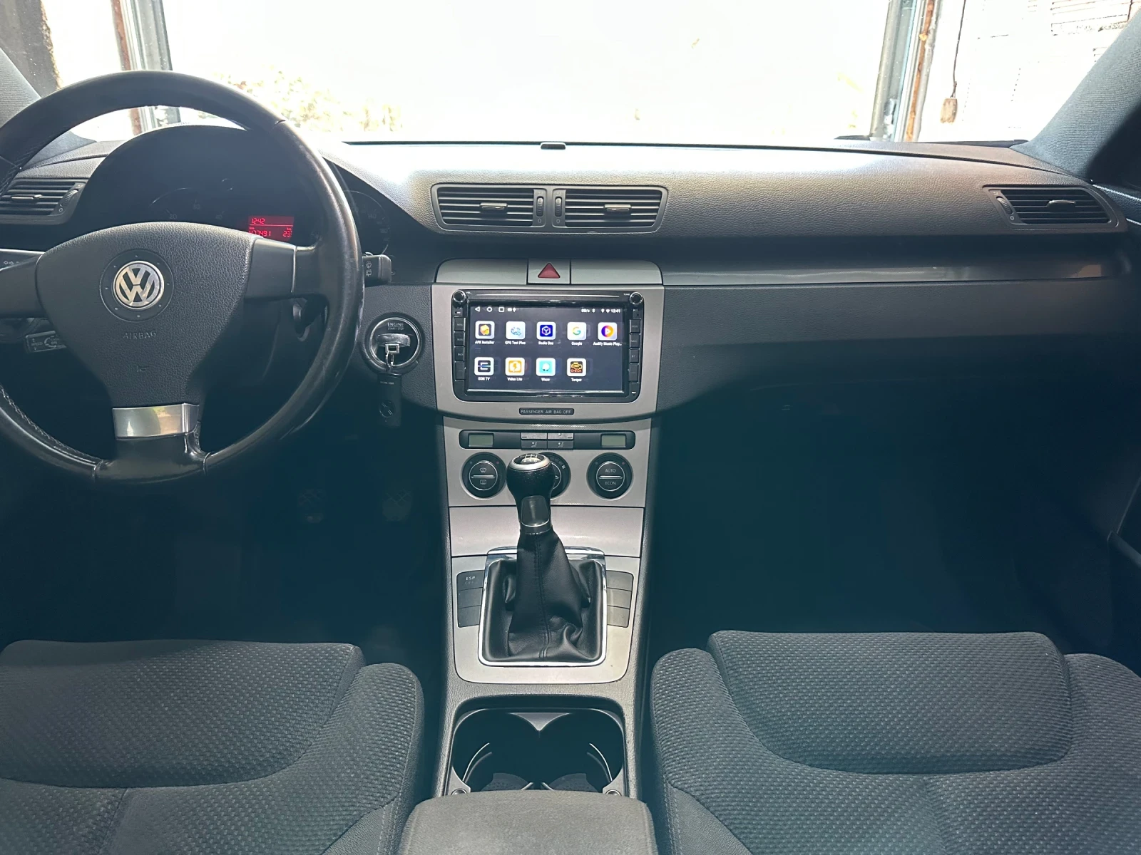 VW Passat 2.0 TDI, снимка 15 - Автомобили и джипове - 55714997
