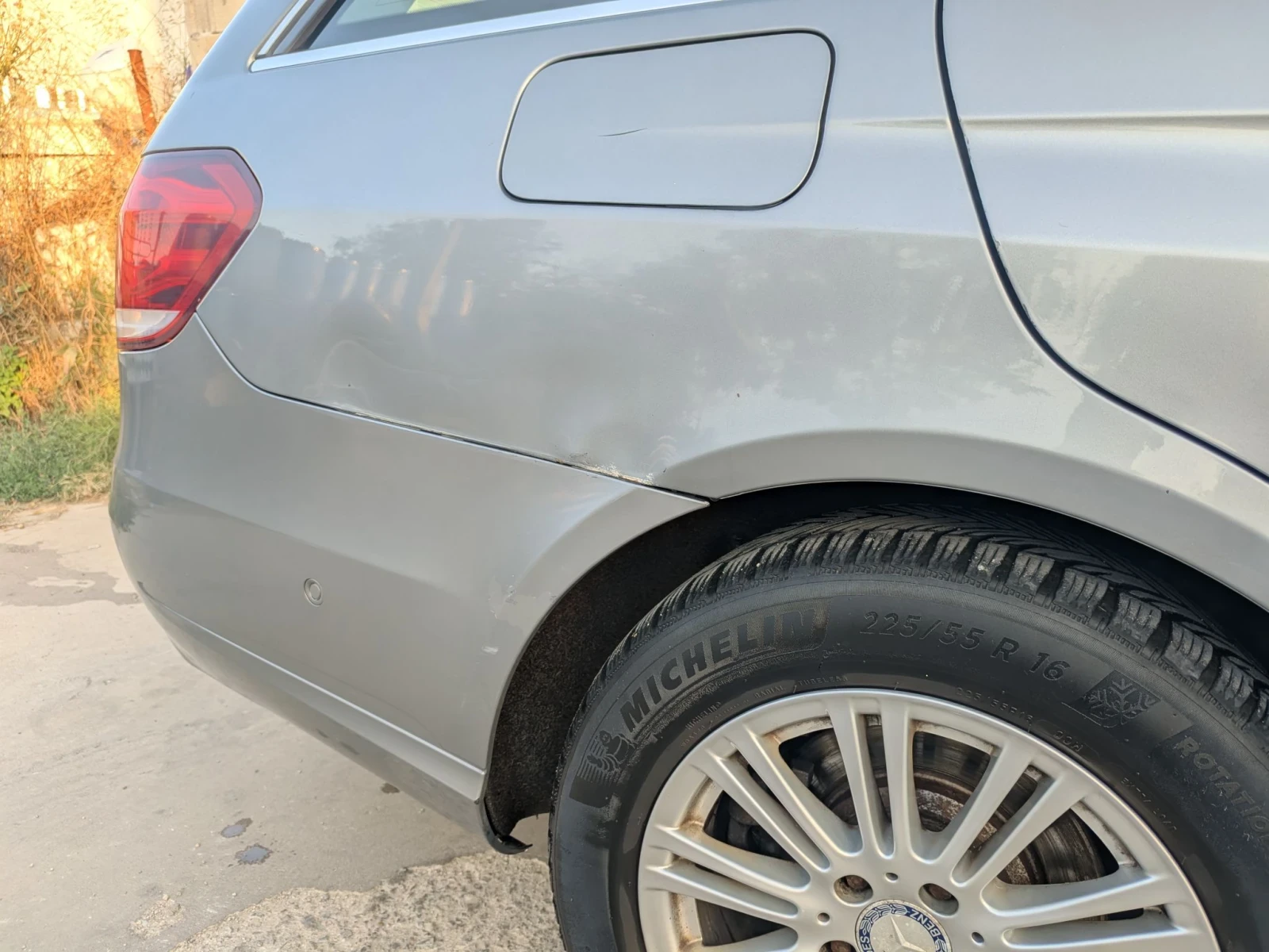 Mercedes-Benz E 200 Facelift, снимка 8 - Автомобили и джипове - 55904687