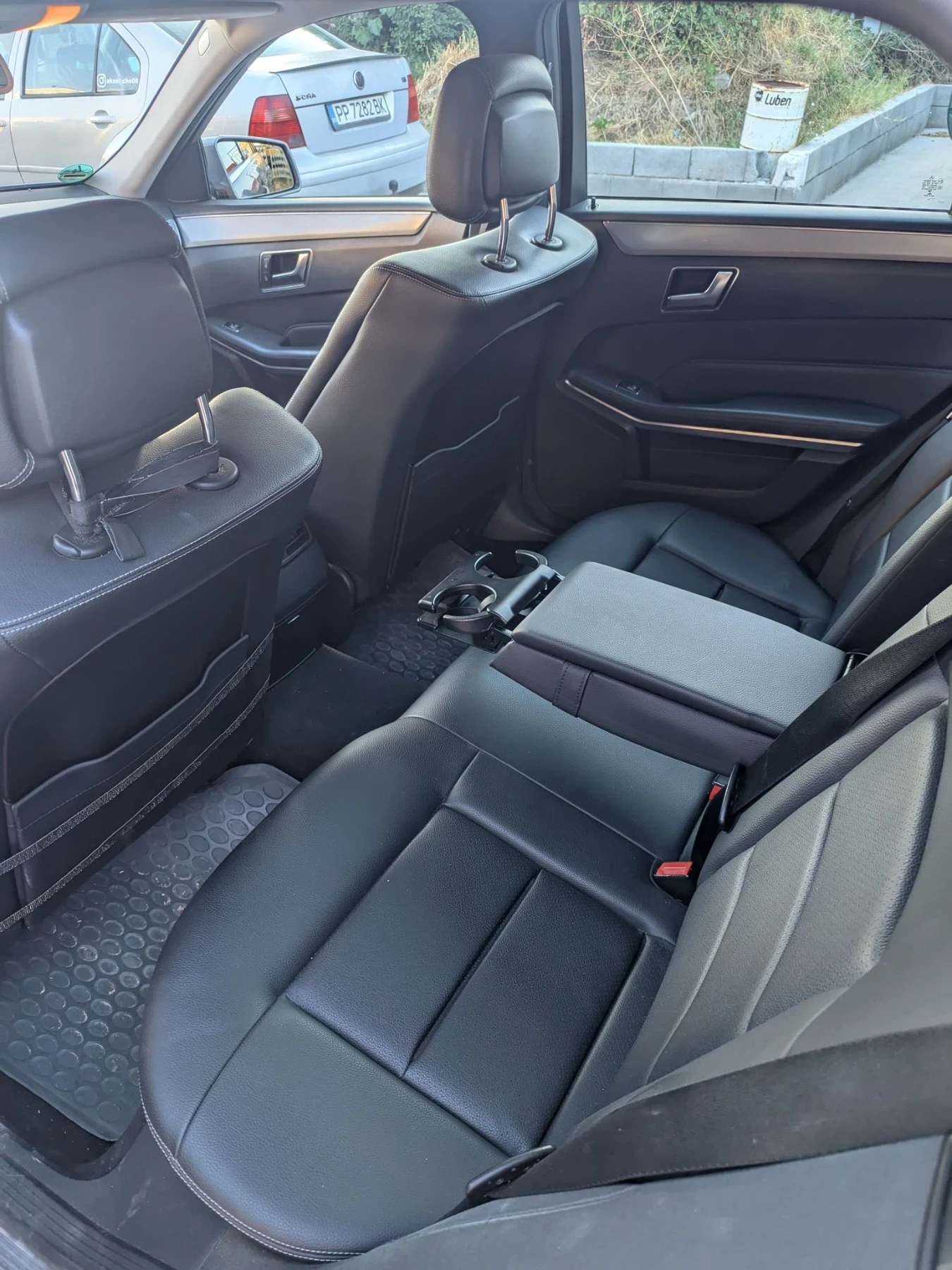 Mercedes-Benz E 200 Facelift, снимка 14 - Автомобили и джипове - 55904687