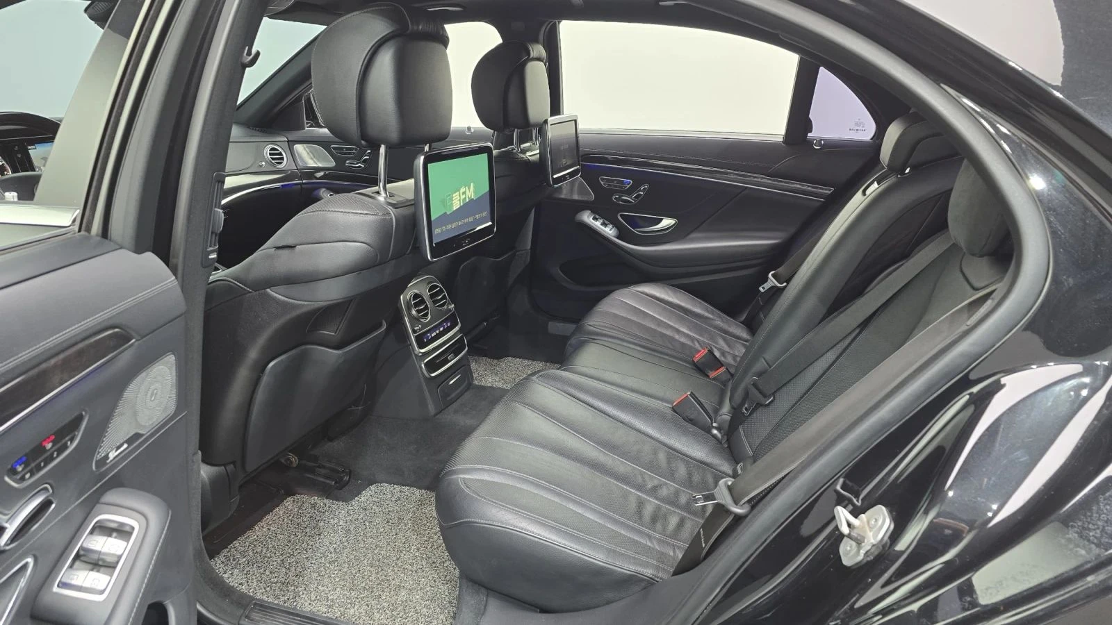 Mercedes-Benz S 400, снимка 9 - Автомобили и джипове - 56686602