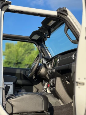 Jeep Wrangler Plug-in hybrid  | Mobile.bg    13