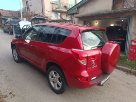 Toyota Rav4 2.2 D4D - 6200 € / 12126.15 лв. - 86221597 2