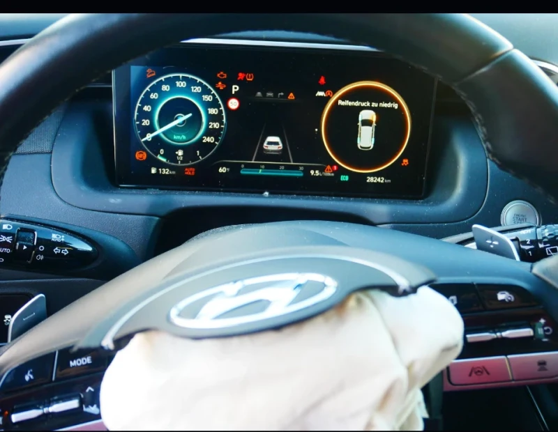 Hyundai Tucson 1.6 T-GDI Mild-Hibrid 4WD Бензин на части, снимка 3 - Автомобили и джипове - 52356317