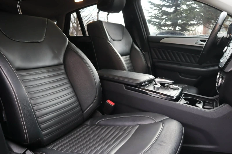 Mercedes-Benz GLE 500 4Matic/Harman Kardon/Distronik/Blind Spot/Камера 3, снимка 11 - Автомобили и джипове - 53056337