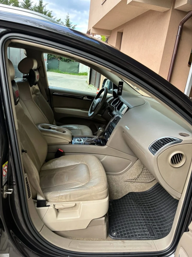 Audi Q7 ДОБРО СЪСТОЯНИЕ , снимка 16 - Автомобили и джипове - 53102487