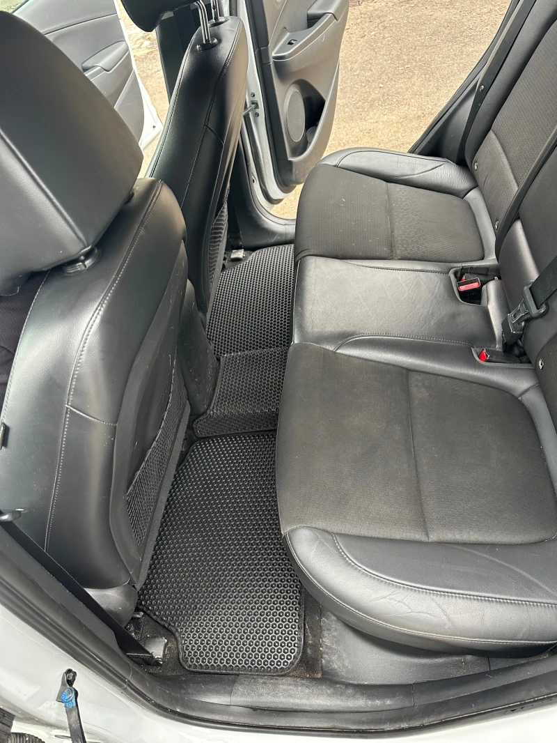 Hyundai Kona Electric 64kw, снимка 8 - Автомобили и джипове - 53400493