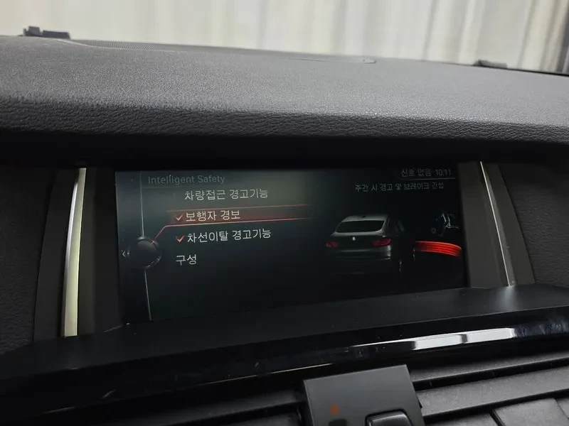 BMW X4 2.0d xDrive - САМО 30% АВАНС, снимка 13 - Автомобили и джипове - 56069935