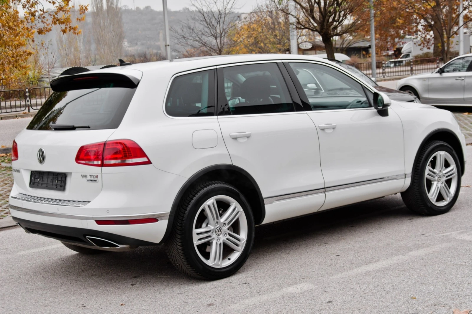 VW Touareg 3.0d R line - изображение 6