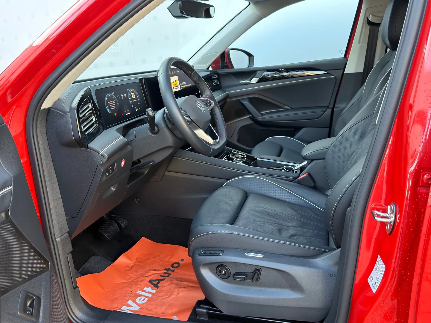 VW Tiguan Elegance 2.0 TDI SCR 4MOTION DSG - изображение 5