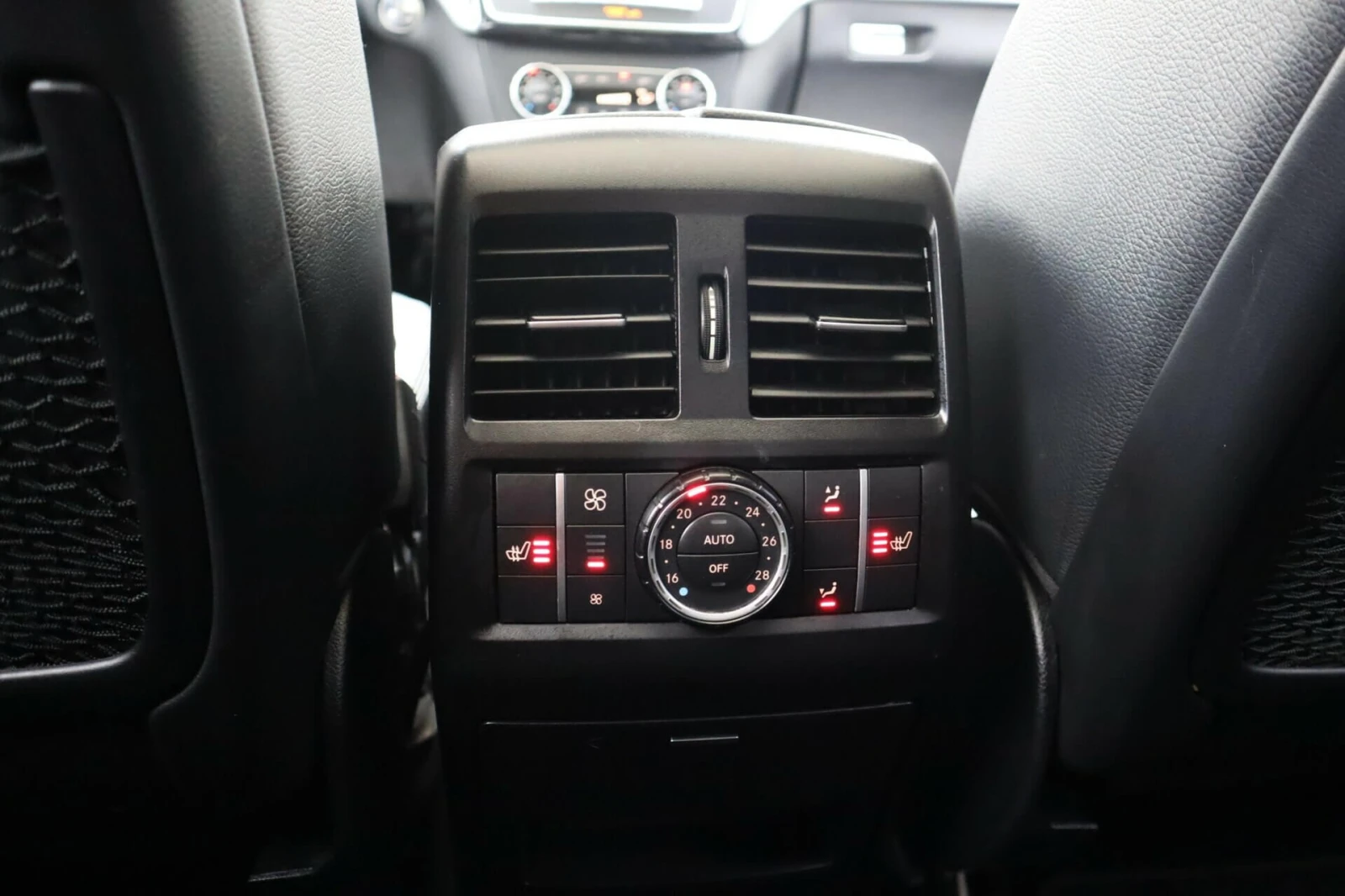 Mercedes-Benz GLE 500 4Matic/Harman Kardon/Distronik/Blind Spot/������ 3 | Mobile.bg � ����������� 13