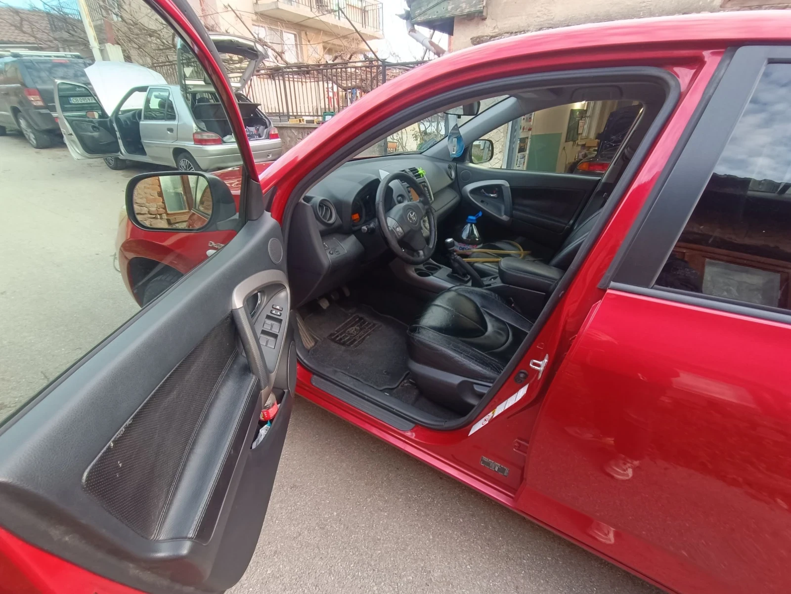 Toyota Rav4 2.2 D4D - изображение 7