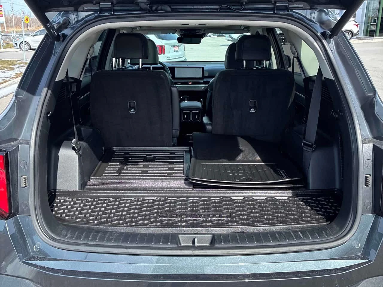 Kia Sorento X Line AWD /CARFAX/ОТ ПРЕДСТАВИТЕЛСТВО/ КЛИП, снимка 12 - Автомобили и джипове - 53986545