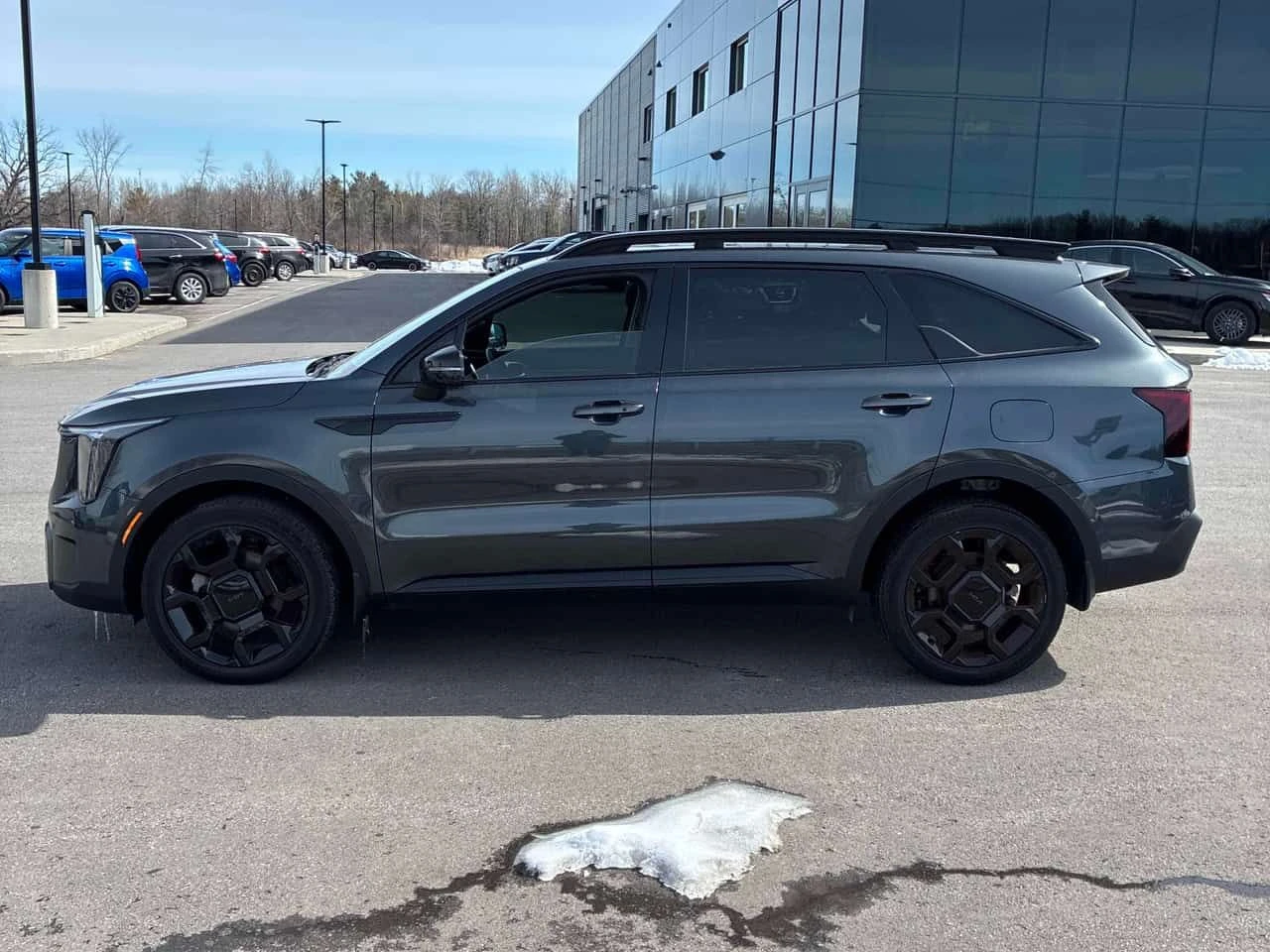 Kia Sorento X Line AWD /CARFAX/ОТ ПРЕДСТАВИТЕЛСТВО/ КЛИП, снимка 3 - Автомобили и джипове - 53986545