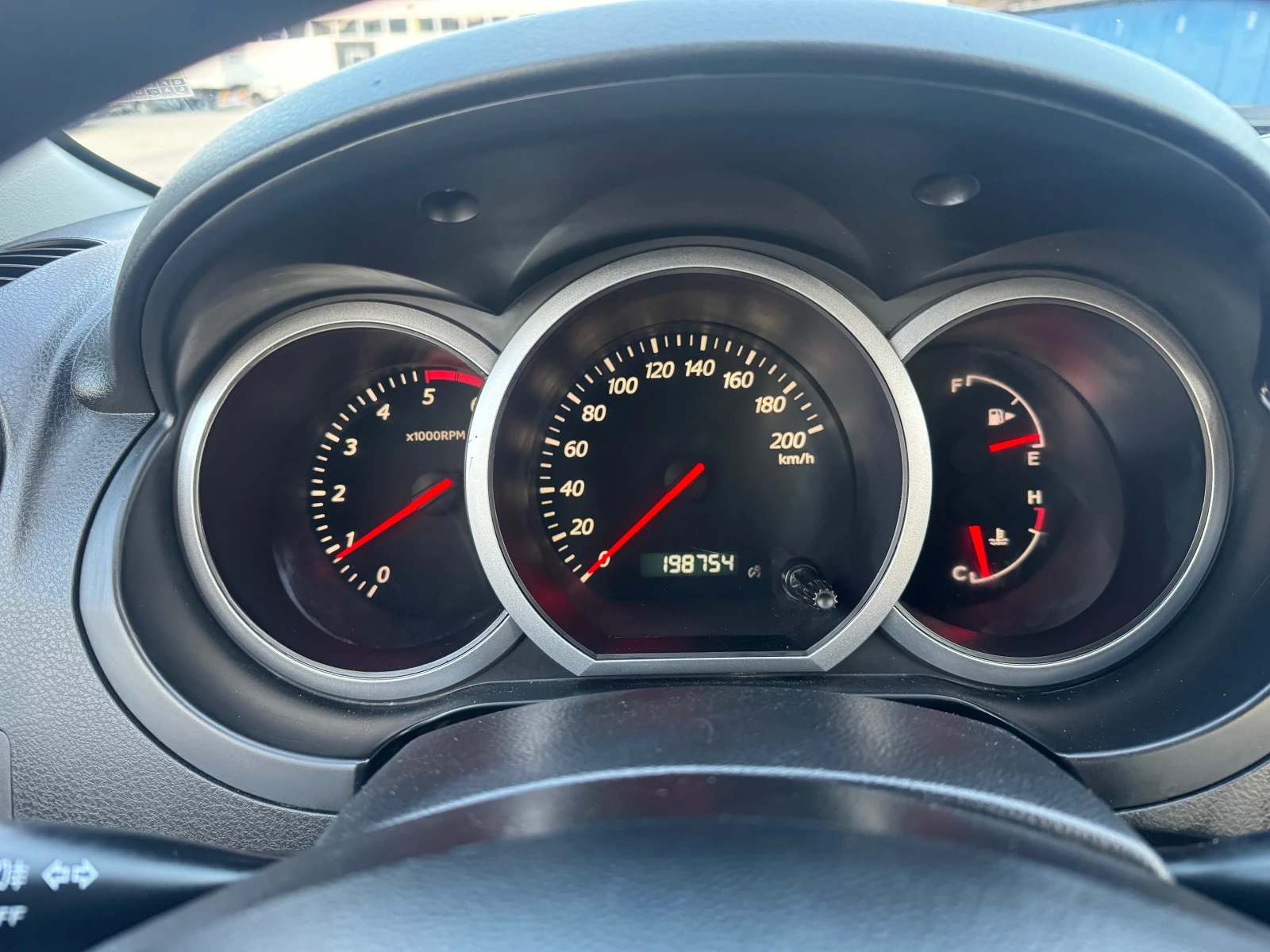 Suzuki Vitara, снимка 11 - Автомобили и джипове - 53990607