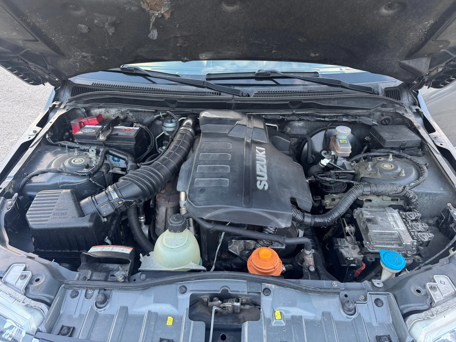 Suzuki Vitara, снимка 16 - Автомобили и джипове - 53990607