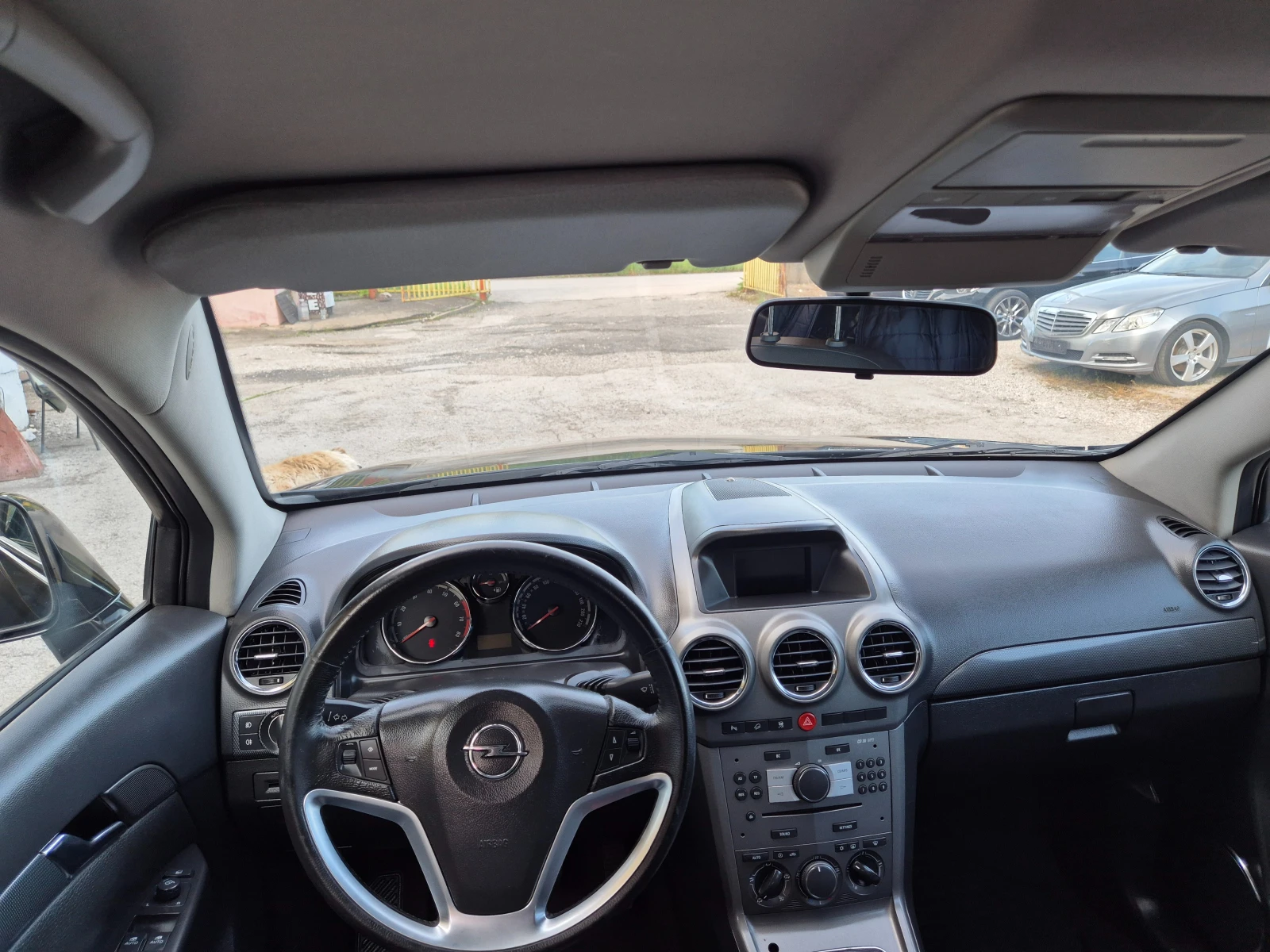 Opel Antara 2.4I KLIMA ITALY, снимка 15 - Автомобили и джипове - 54544257