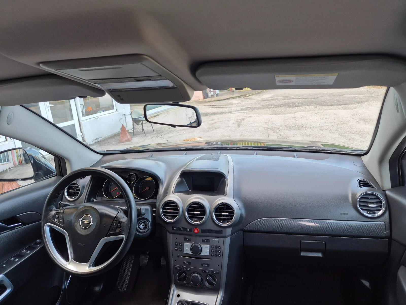 Opel Antara 2.4I KLIMA ITALY, снимка 16 - Автомобили и джипове - 54544257