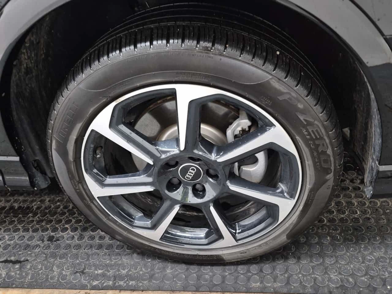 Audi Q3 * Progressiv * DIGITAL * 2 КЛЮЧА * PANO * АВТОКРЕД, снимка 7 - Автомобили и джипове - 54557173