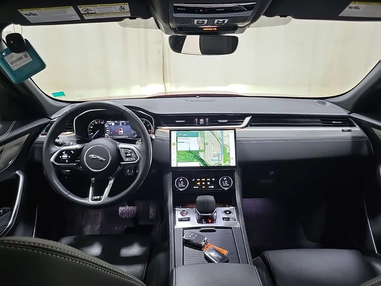 Jaguar F-PACE * R DYNAMIC S * CARFAX * Без инциденти * , снимка 6 - Автомобили и джипове - 54642746