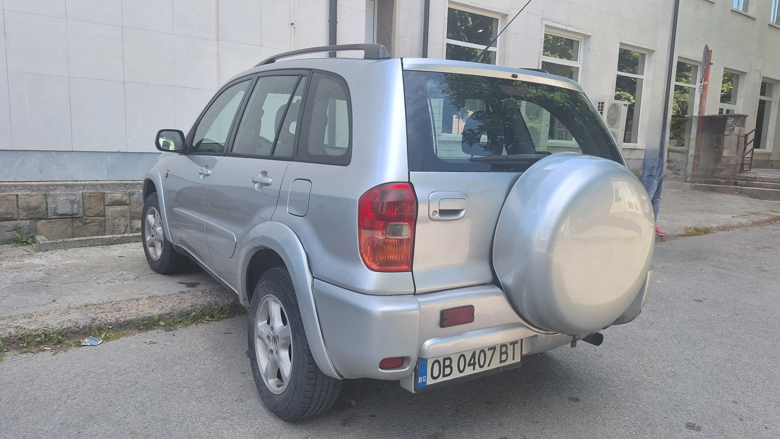 Toyota Rav4 2.0, снимка 3 - Автомобили и джипове - 54907527