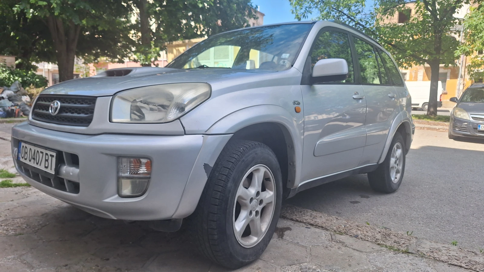 Toyota Rav4 2.0, снимка 6 - Автомобили и джипове - 54907527