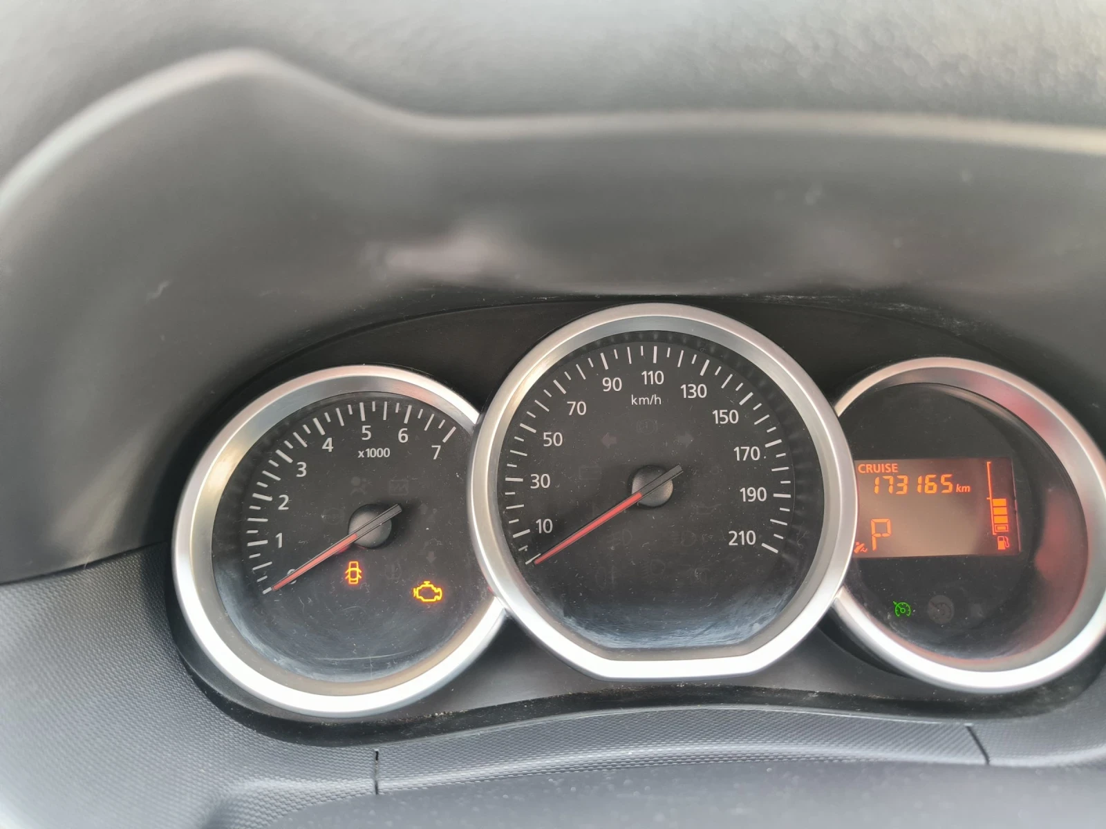 Dacia Duster 1.5 dCi, Автоматик, Eвро 6B, снимка 6 - Автомобили и джипове - 55173554