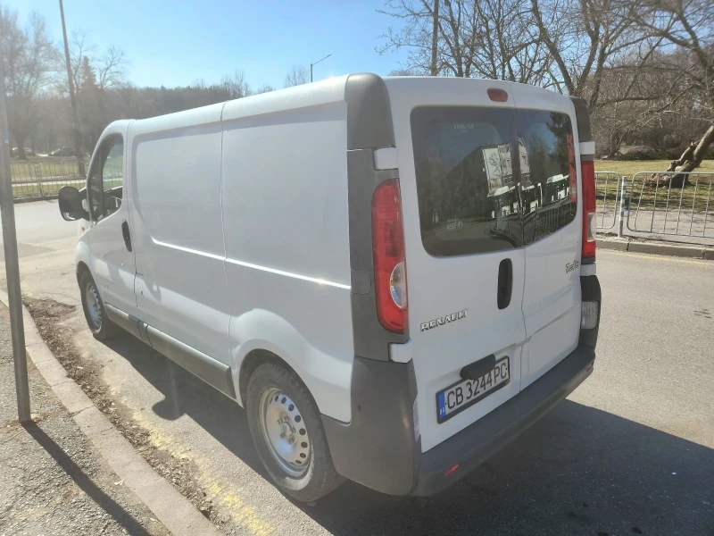 Renault Trafic 115 DCI 204000, снимка 4 - Бусове и автобуси - 49375136