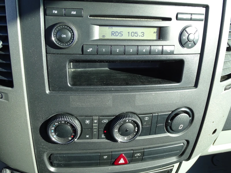 Mercedes-Benz Sprinter 518 *  КАТ.  Б* &#39;&#39;&#39;ШЕРКОМ&#39;&#39;&#39;, снимка 14 - Бусове и автобуси - 52476945