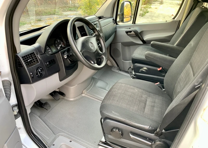 Mercedes-Benz Sprinter 4.30м. МЕЖДУОСИЕ* EURO 6* FACELIFT* ТОП СЪСТОЯНИЕ, снимка 12 - Бусове и автобуси - 53451985