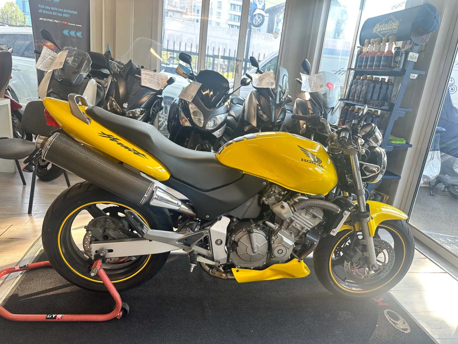Honda Hornet 600сс 02.2002г., снимка 16 - Мотоциклети и мототехника - 55062799