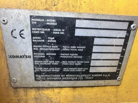 Мини челни товарачи Komatsu, снимка 13