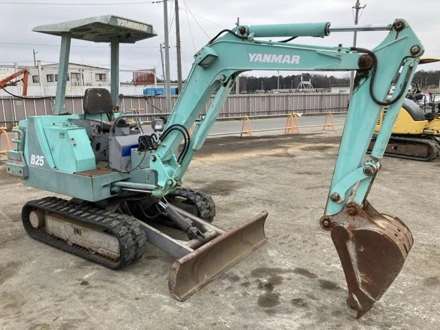 Багер Yanmar ВНОС 12.06.2026, снимка 2 - Индустриална техника - 54694394