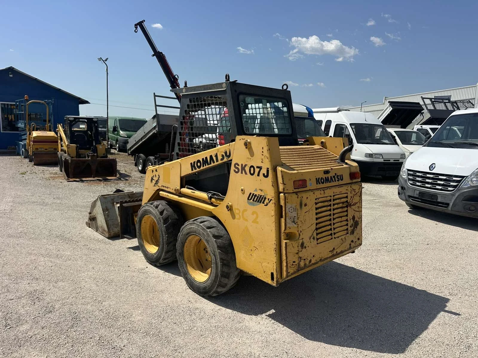 Мини челни товарачи Komatsu, снимка 4 - Индустриална техника - 55137012