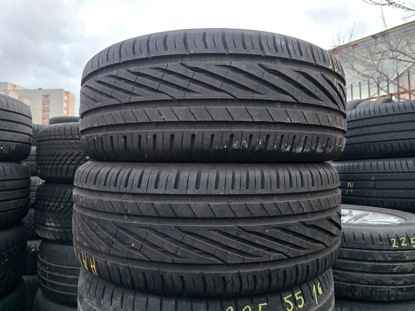 Гуми Летни 225/55R17, снимка 5 - Гуми и джанти - 54173654