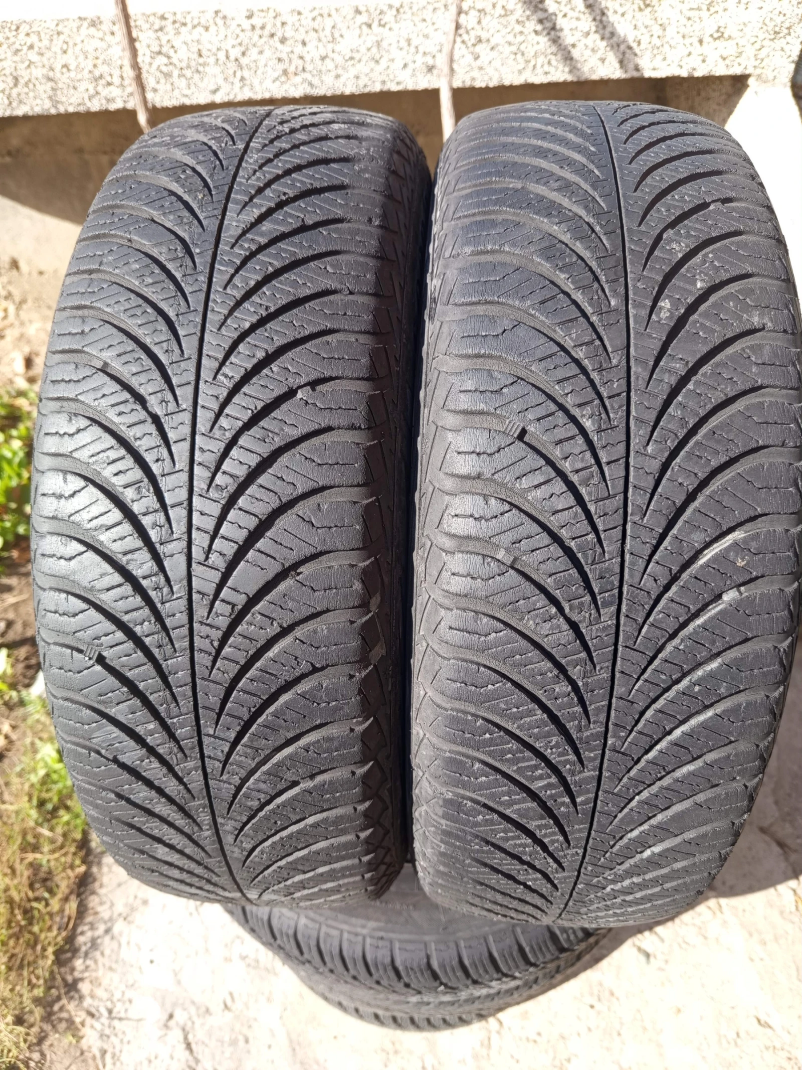 Гуми Зимни 175/65R14