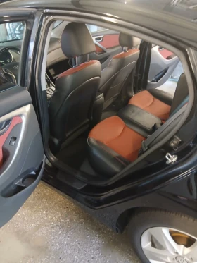 Hyundai Elantra, снимка 3
