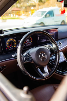 Обява за продажба на Mercedes-Benz E 400 Е400 4Matic AMG LINE ~51 999 лв. - изображение 8