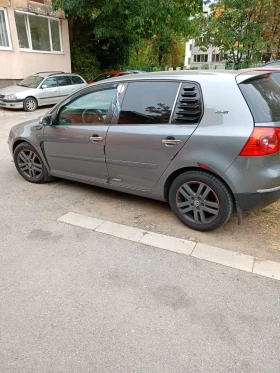 VW Golf 5 1.6i - 2700 € - 42787376 2