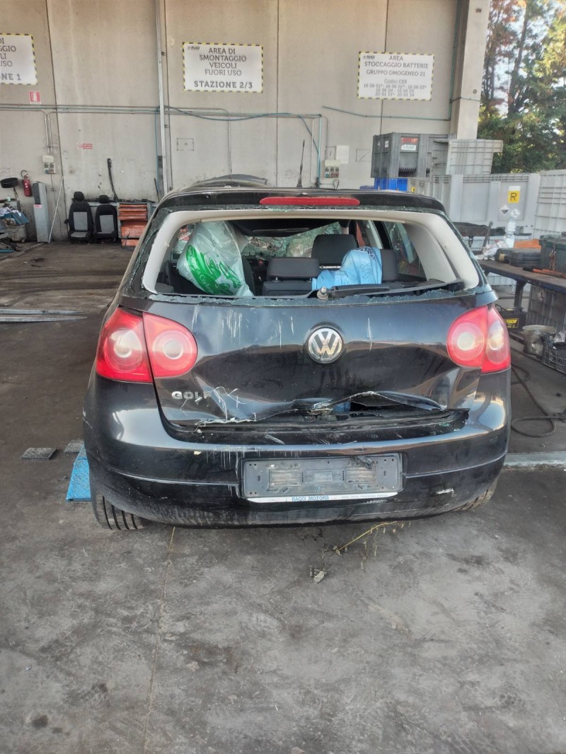 VW Golf 1.6FSI/2.0tdi/1.9tdi/1.6 бензин, снимка 7 - Автомобили и джипове - 46382643