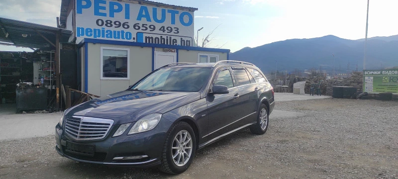 Mercedes-Benz E 220, снимка 1 - Автомобили и джипове - 45317409