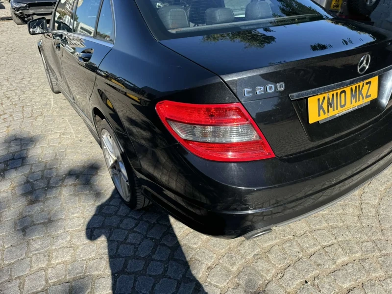 Mercedes-Benz C 200, снимка 17 - Автомобили и джипове - 48247699