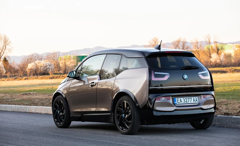 BMW i3 S 120 Ah, снимка 7 - Автомобили и джипове - 48553395