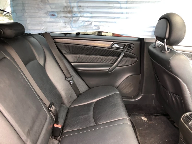 Mercedes-Benz C 270, снимка 5 - Автомобили и джипове - 52189329